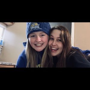 Meet your Posher, Abby